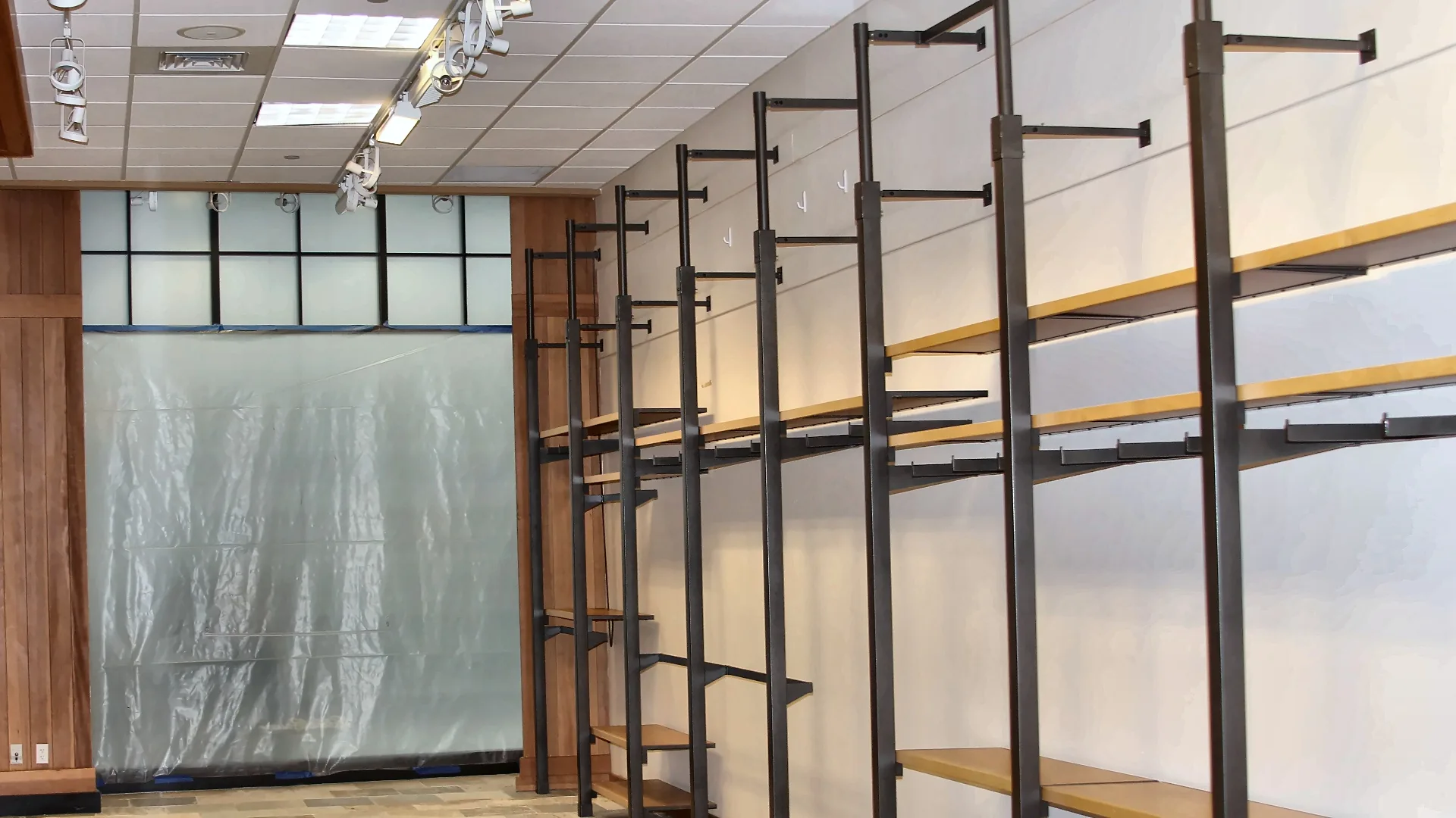 Retail tenant improvement build-out with new display framing
